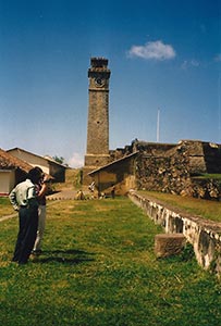 Der Uhrturm im alten Fort von Galle