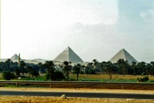Pyramiden_Sphinx_02_1000.jpg