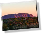 Der Uluru beim Sonnenuntergang