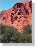 Umrundung des Uluru auf dem Base Walk