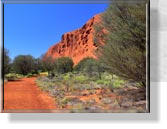 Umrundung des Uluru auf dem Base Walk