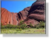 Umrundung des Uluru auf dem Base Walk