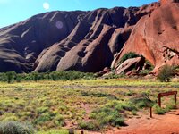 Auf dem Base Walk einmal um den Uluru