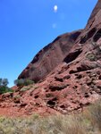 Auf dem Base Walk einmal um den Uluru