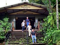 Ausgang der Rainforest-Station