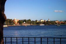 FL_EPCOT_20_1000.jpg