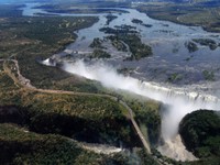 22_Victoria_Falls_0970.jpg