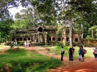 1_Angkor_Wat_040_1000.jpg