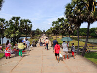 1_Angkor_Wat_590_1000.jpg