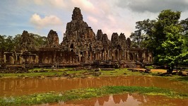 4_Bayon_075_1000.jpg