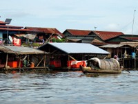 1_Boot_TonleSap_200_1000.jpg