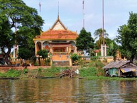 1_Boot_TonleSap_240_1000.jpg