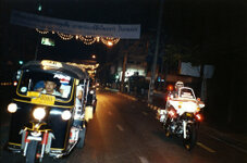 Mit dem Tuk-Tuk zum Night Bazar