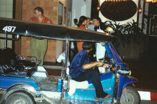 Mit dem Tuk-Tuk zum Night Bazar