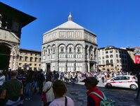 Am Dom in Florenz