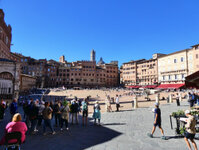 Auf dem Piazza del Campo
