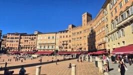 Auf dem Piazza del Campo