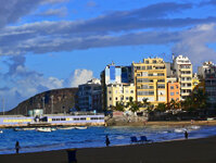 Am Stadtstrand Playa de las Canteras