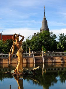 Neben einem Tempel in Oudong