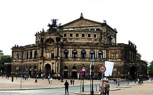 Die Semper-Oper in Dresden