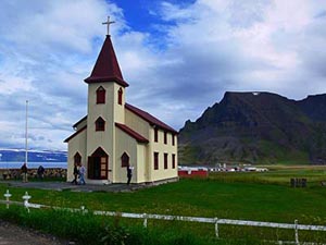 Kirche in der Gegend von Isafjödur Kirche in der Gegend von Isafjödur